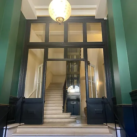 Le Saint Apolline - Sete, Haussmanien * Sète